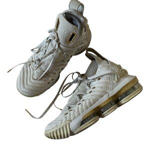 Nike HFR x women’s LeBron 16 Sail Sneakers 5